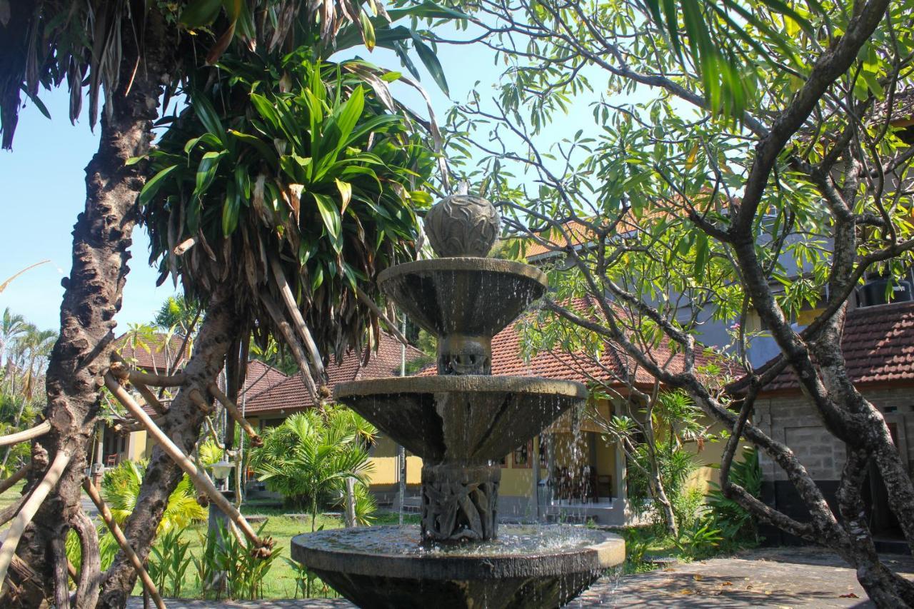 Suji Bungalow Kuta  Exterior photo