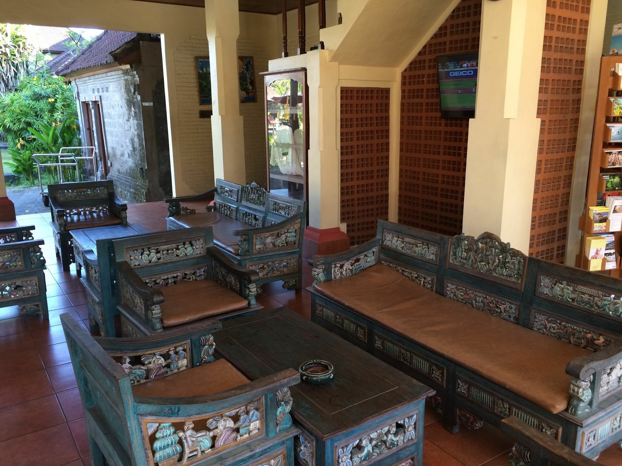 Suji Bungalow Kuta  Exterior photo